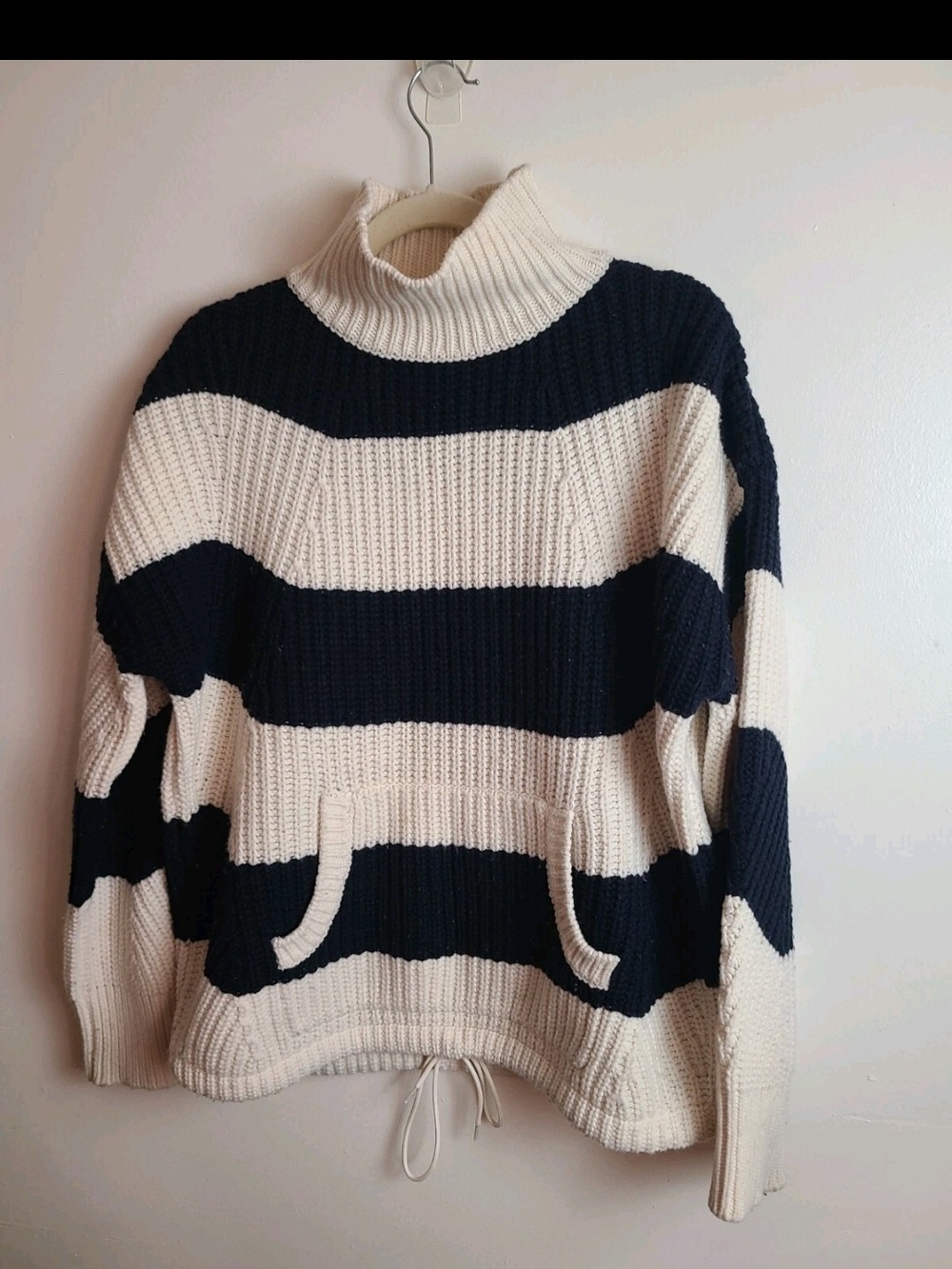 J. Crew Women's Heavy Turtleneck Sweater w Pockets - Ivory Navy Striped Large